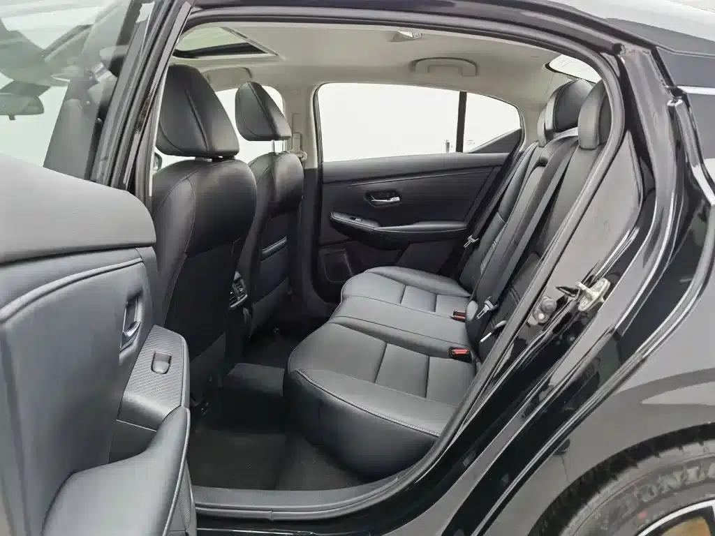 Nissan Sylphy 2021 1.6L XL CVT Enjoy Edition — миниатюра 15