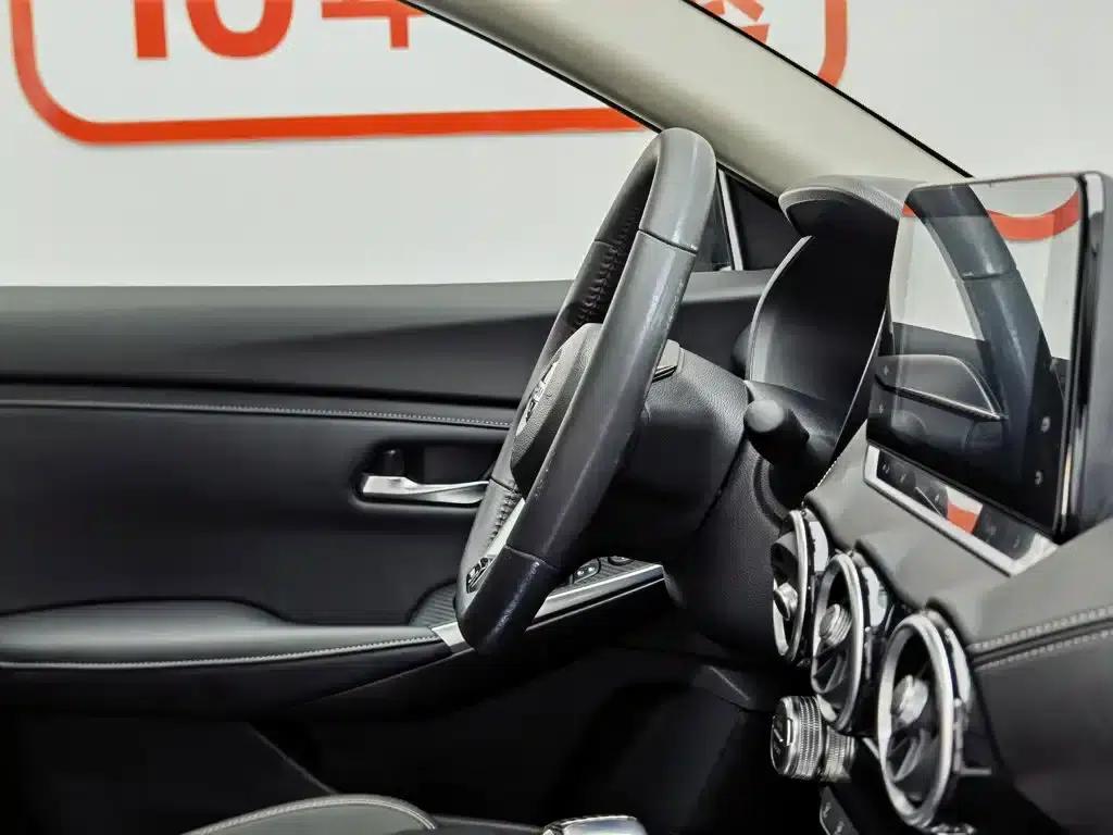 Nissan Sylphy 2021 1.6L XL CVT Enjoy Edition — миниатюра 22