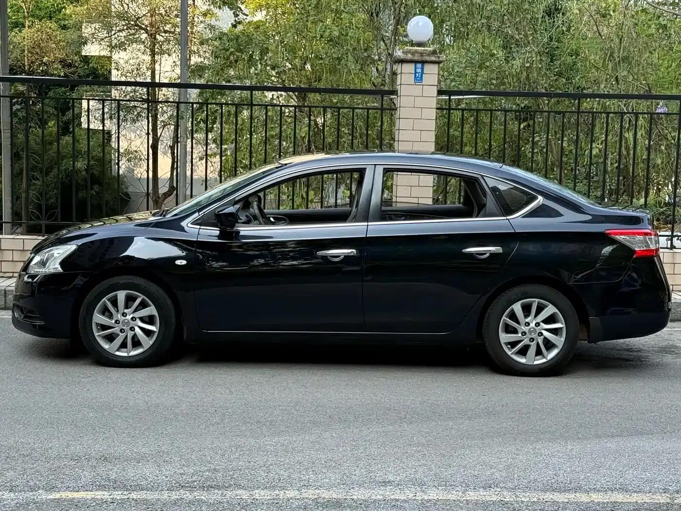 Nissan Sylphy 2012 1.6XL CVT Luxury Edition — миниатюра 5