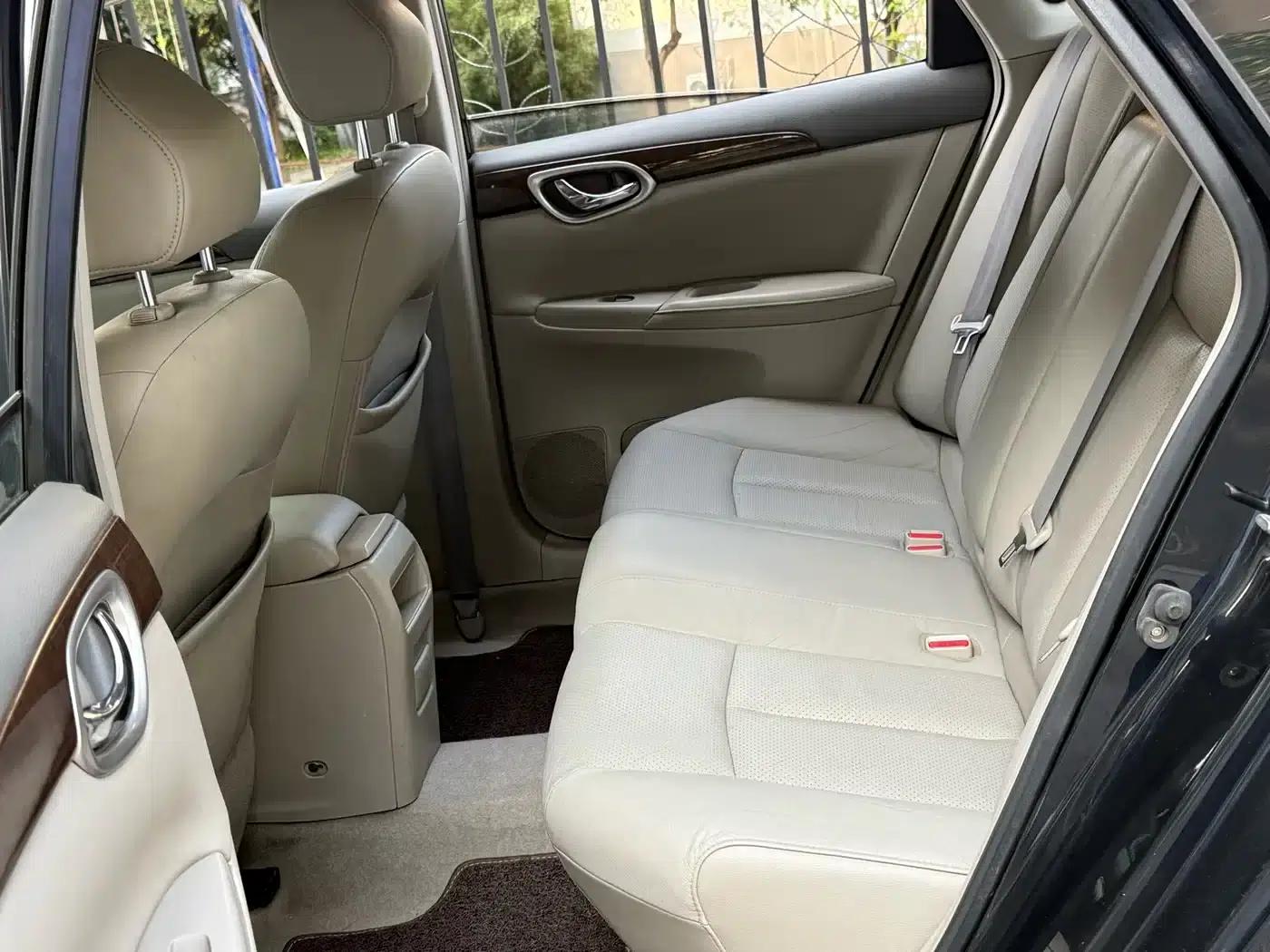Nissan Sylphy 2012 1.6XL CVT Luxury Edition — миниатюра 9