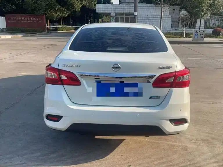 Nissan Sylphy 2018 Classic 1.6XE CVT Comfort Edition — миниатюра 7