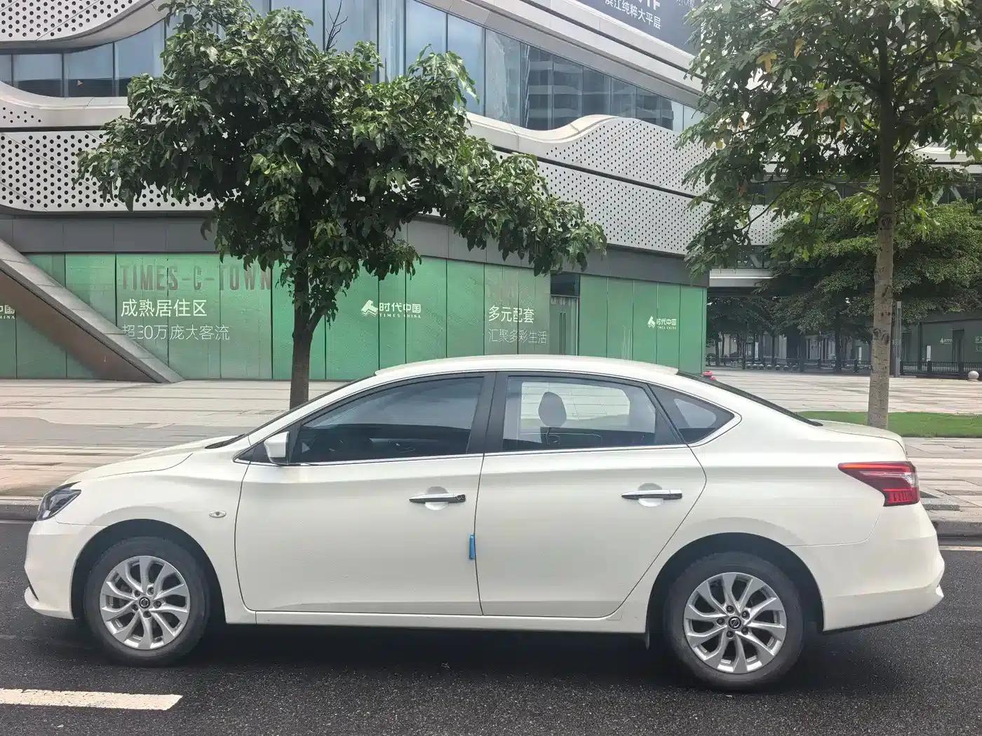 Nissan Sylphy 2022 Classic 1.6XE CVT Comfort Edition — миниатюра 2