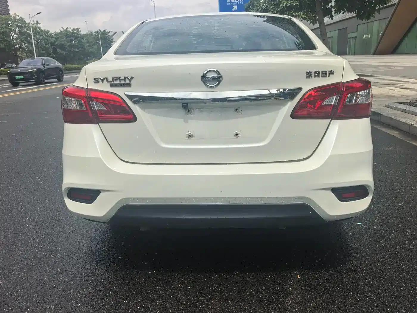 Nissan Sylphy 2022 Classic 1.6XE CVT Comfort Edition — миниатюра 4