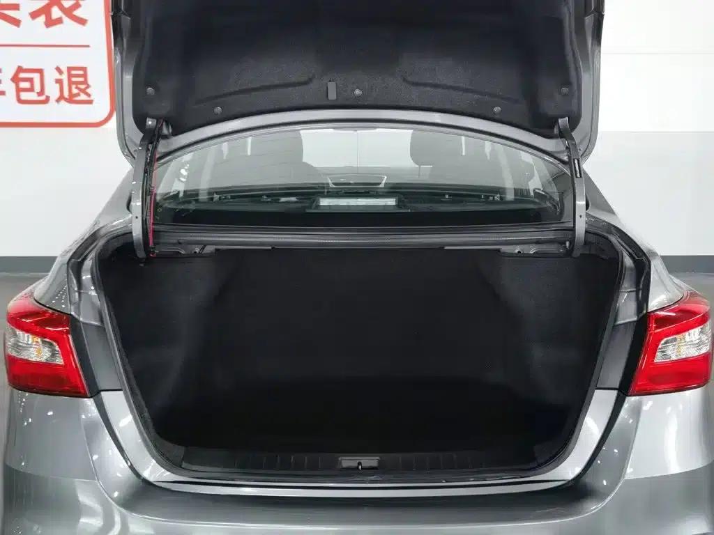 Nissan Sylphy 2022 Classic 1.6XE CVT Comfort Edition — миниатюра 16