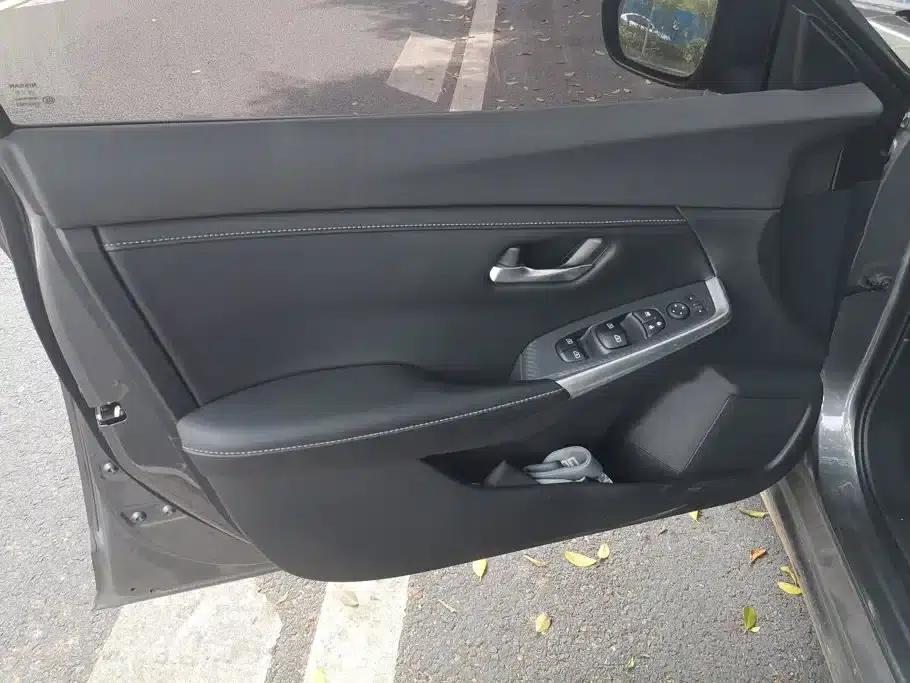 Nissan Sylphy 2023 1.6L CVT Enjoy Edition — миниатюра 7