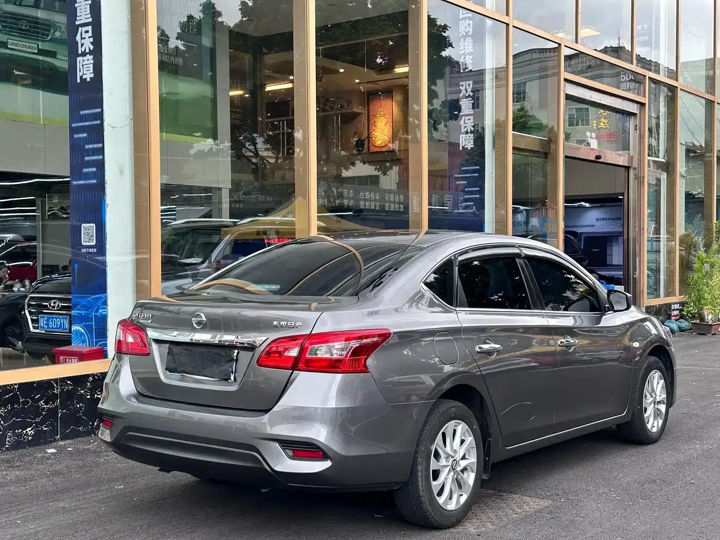 Nissan Sylphy 2024 Facelift Classic 1.6XL CVT Luxury Edition — миниатюра 23