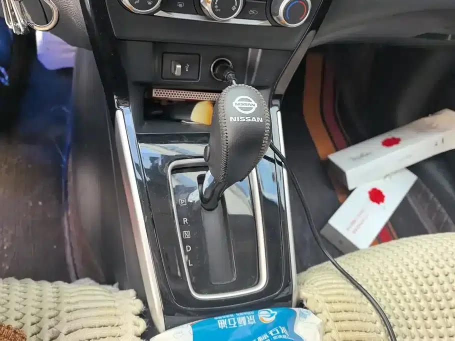 Nissan Sylphy 2022 Facelift Classic 1.6XL CVT Luxury Edition — миниатюра 16