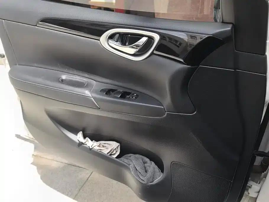 Nissan Sylphy 2022 Facelift Classic 1.6XL CVT Luxury Edition — миниатюра 7