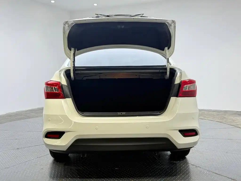 Nissan Sylphy 2024 Classic 1.6XE CVT Comfort Edition — миниатюра 12