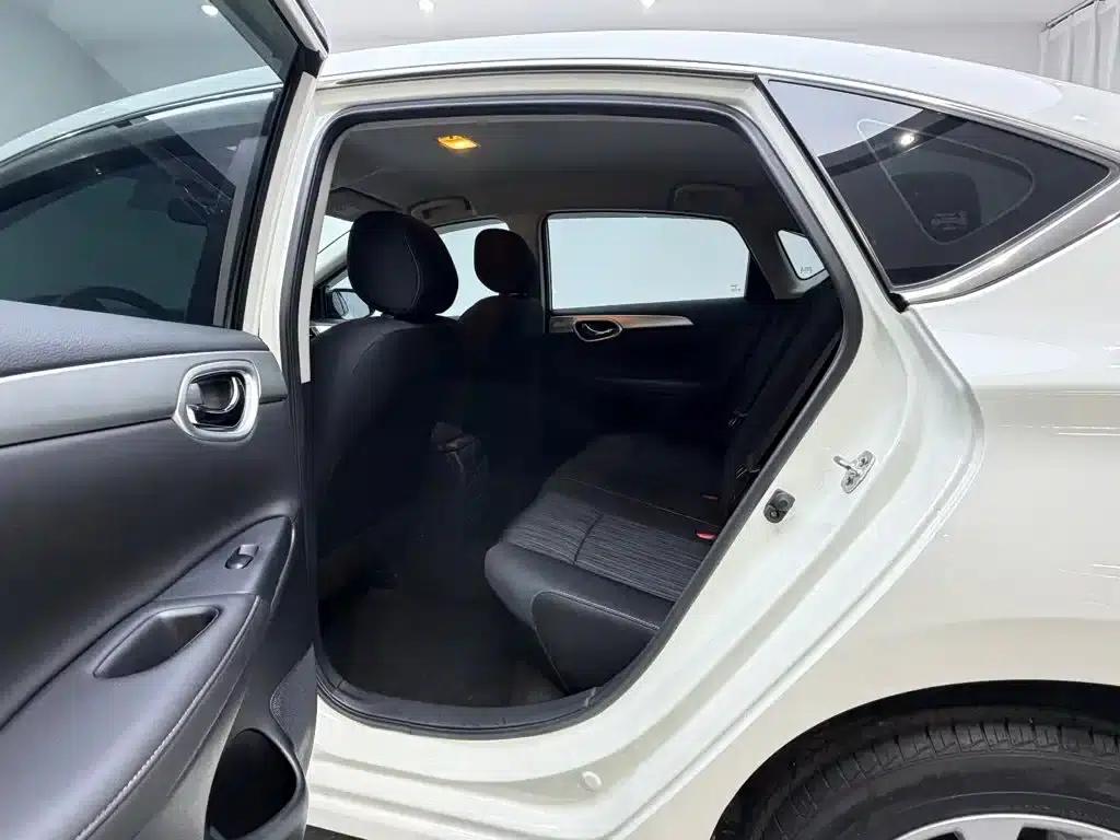 Nissan Sylphy 2024 Classic 1.6XE CVT Comfort Edition — миниатюра 13