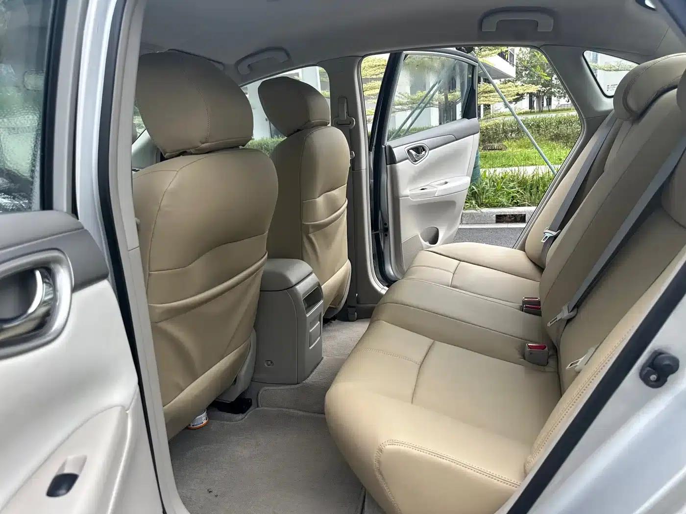 Nissan Sylphy 2012 1.8XE CVT Comfort Edition — миниатюра 12