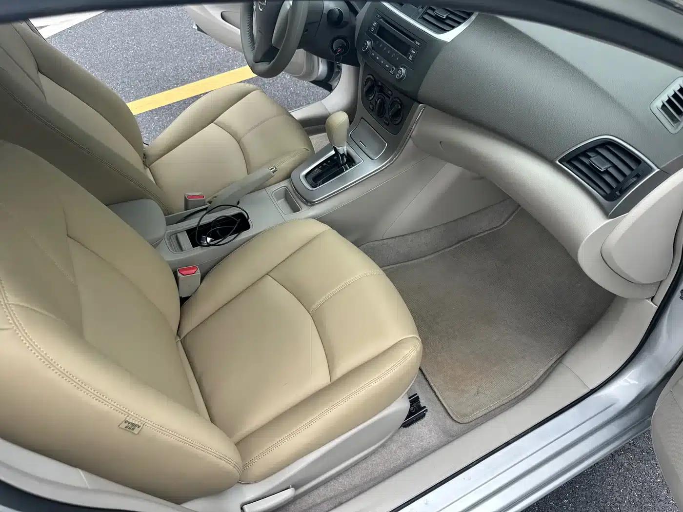 Nissan Sylphy 2012 1.8XE CVT Comfort Edition — миниатюра 14