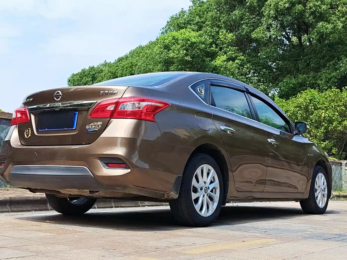 Nissan Sylphy 2018 1.6XV CVT Premium Edition — миниатюра 11
