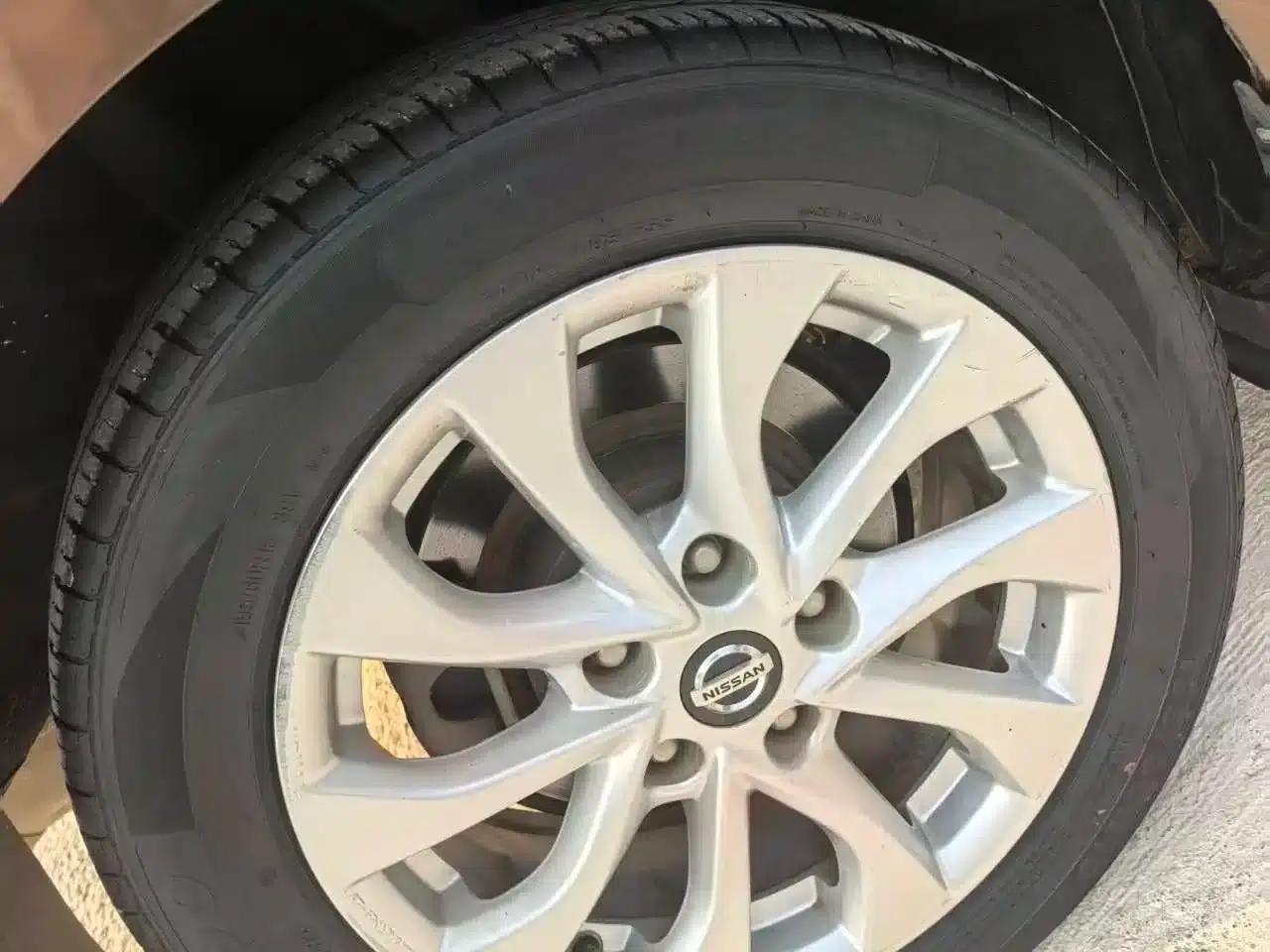 Nissan Sylphy 2018 1.6XV CVT Premium Edition — миниатюра 8