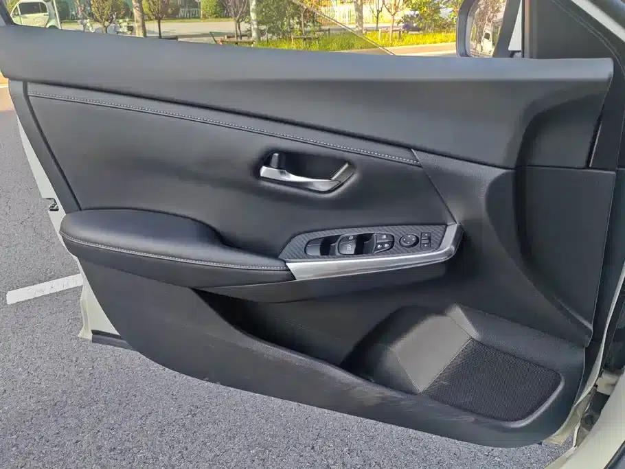 Nissan Sylphy 2023 1.6L CVT Enjoy Edition — миниатюра 7