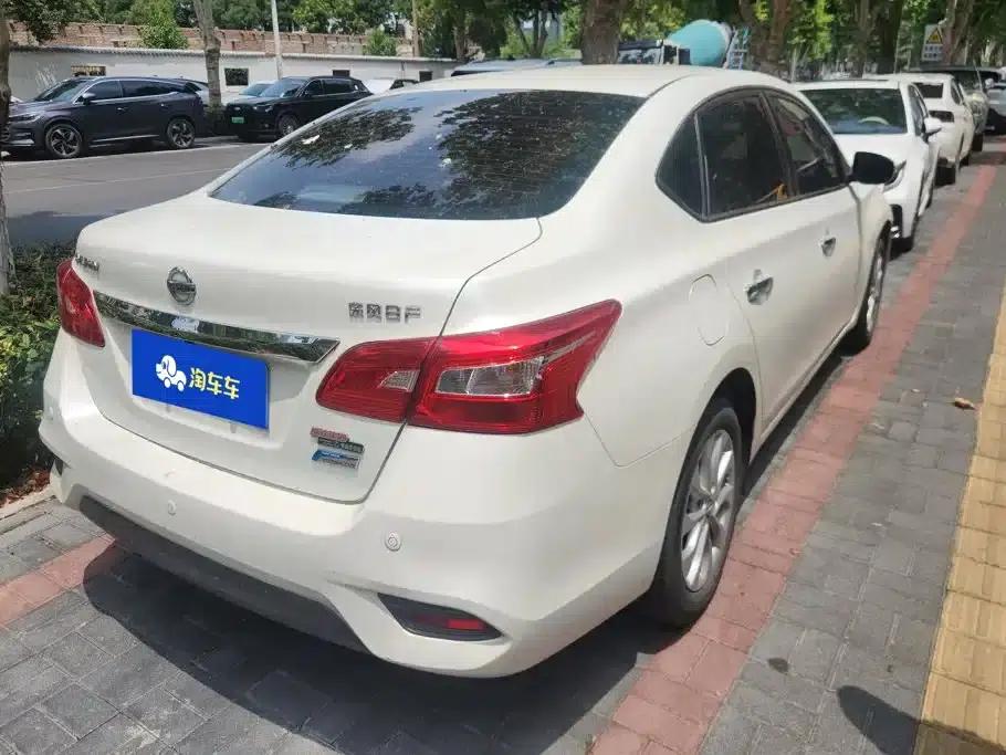 Nissan Sylphy 2016 1.6XL CVT Luxury Edition — миниатюра 3