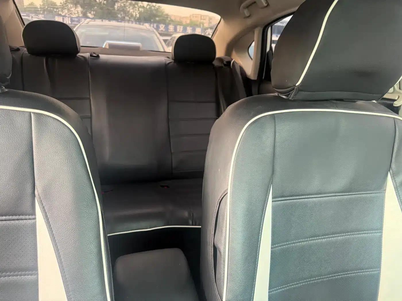 Nissan Sylphy 2025 1.6L CVT True Edition — миниатюра 14