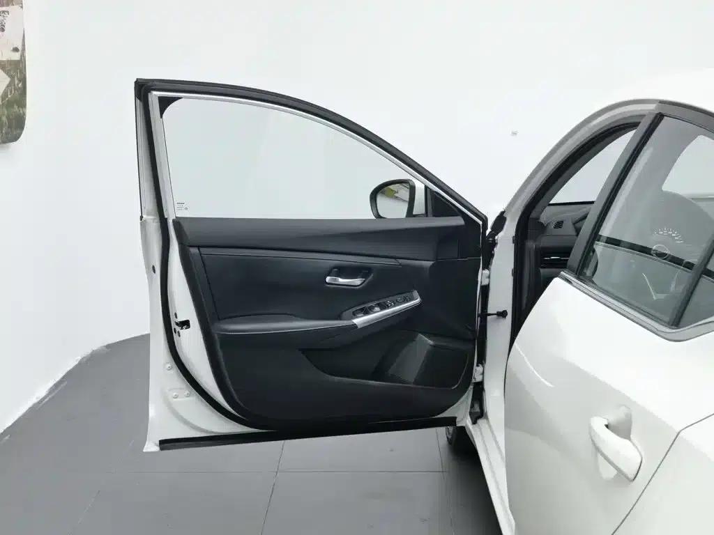 Nissan Sylphy 2022 Electric Drive Version e-POWER Smart Connectivity PLUS — миниатюра 8