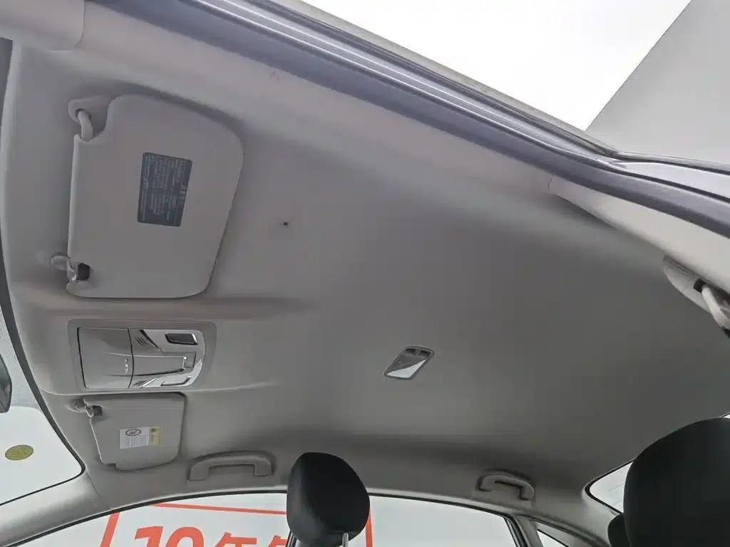 Nissan Sylphy 2024 Classic 1.6XE CVT Comfort Edition — миниатюра 14