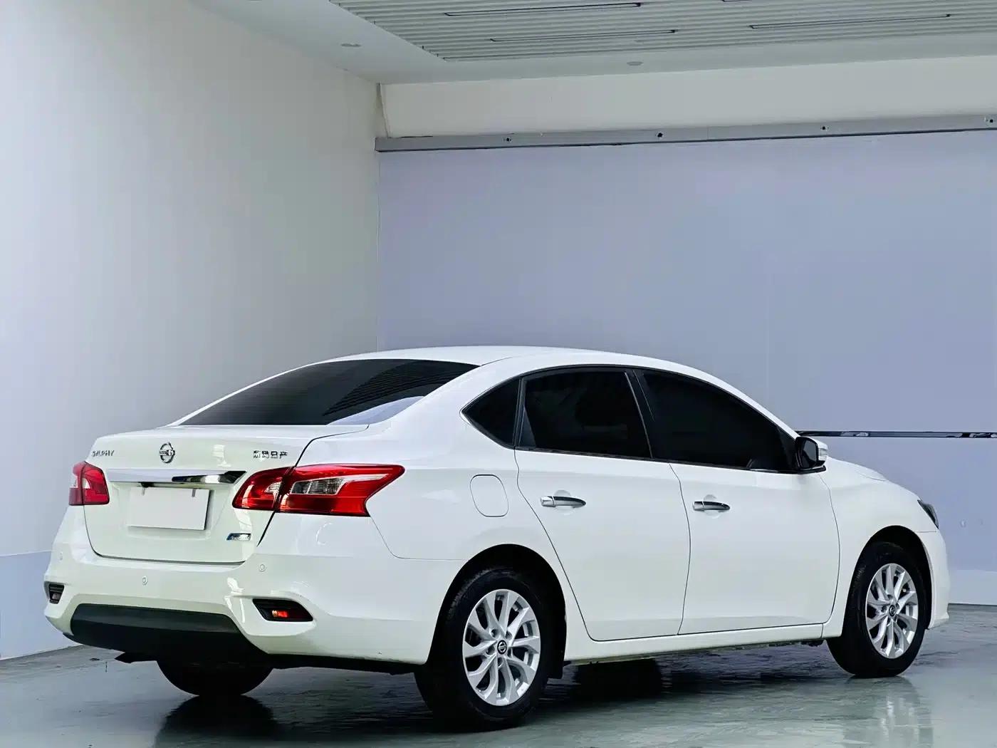 Nissan Sylphy 2016 1.6XL CVT Luxury Edition — миниатюра 6