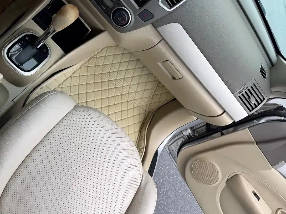 Nissan Sylphy 2019 Classic 1.6XE+ CVT Intelligent Leading Edition — миниатюра 27