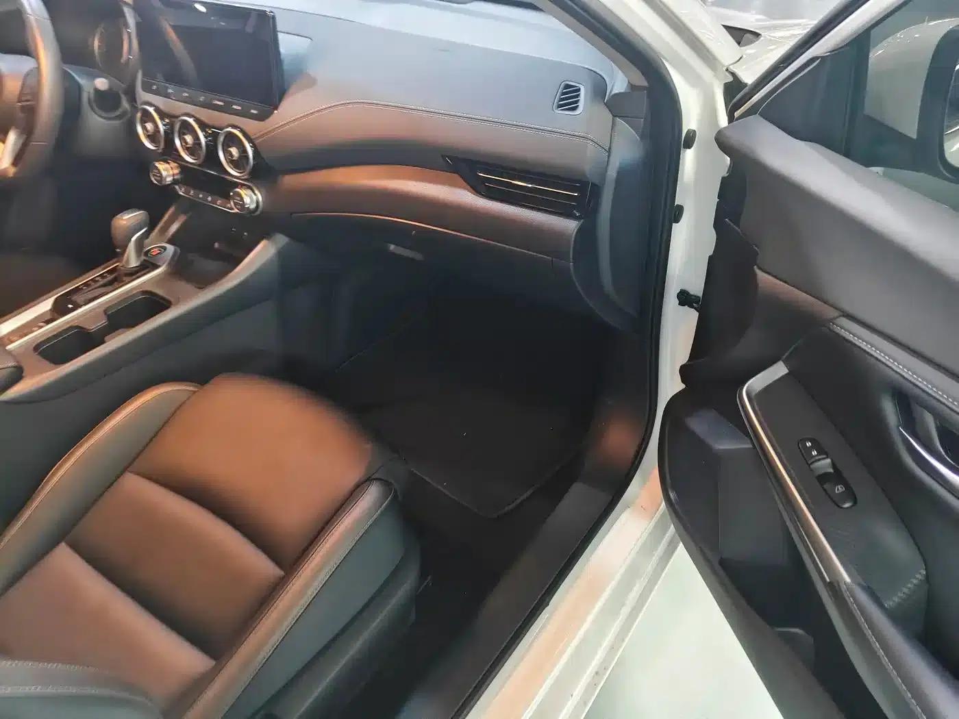 Nissan Sylphy 2026 1.6L CVT Enjoy Edition — миниатюра 17