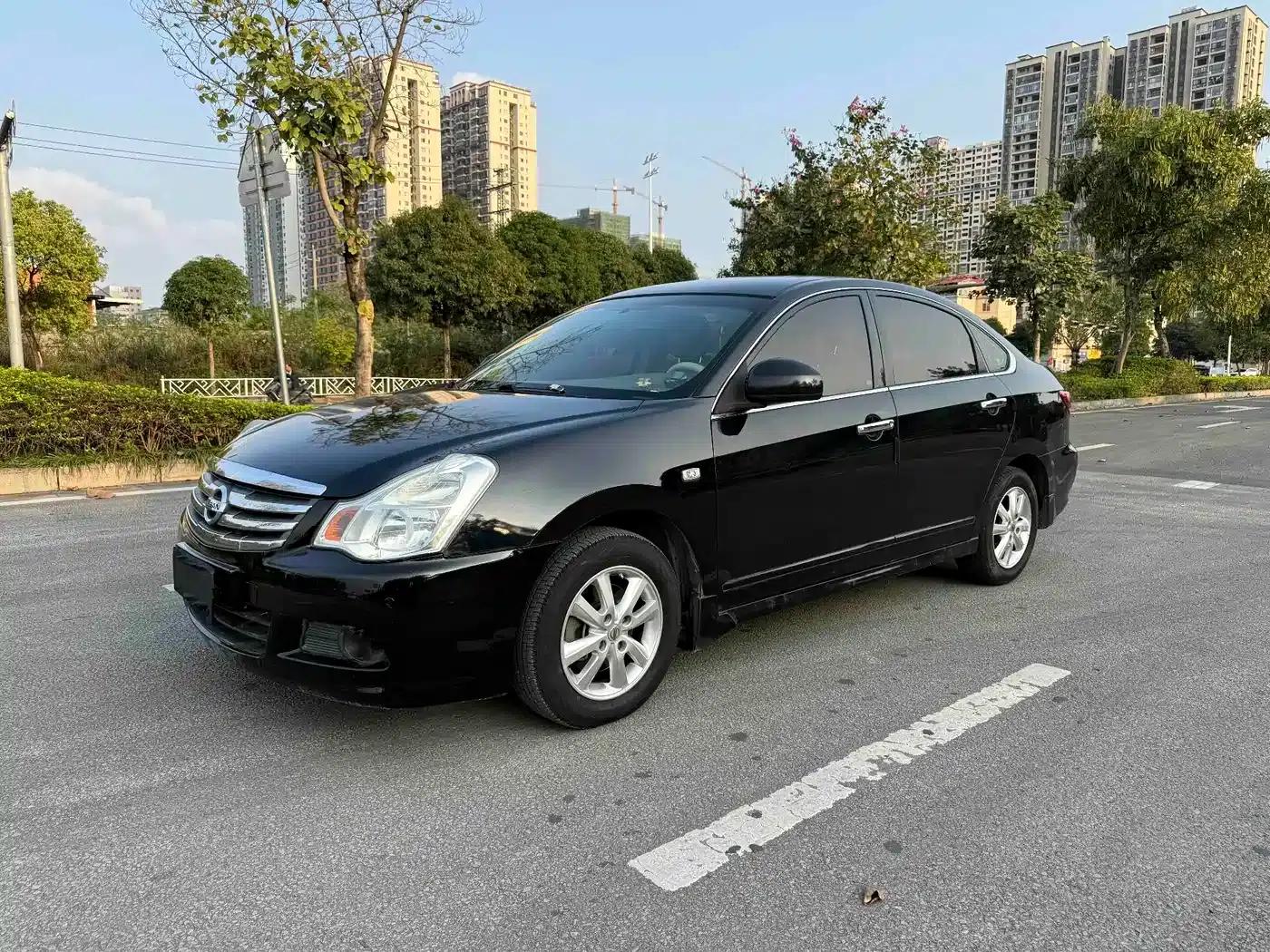 Nissan Sylphy 2012 Classic 1.6XE Automatic Comfort Edition — миниатюра 1