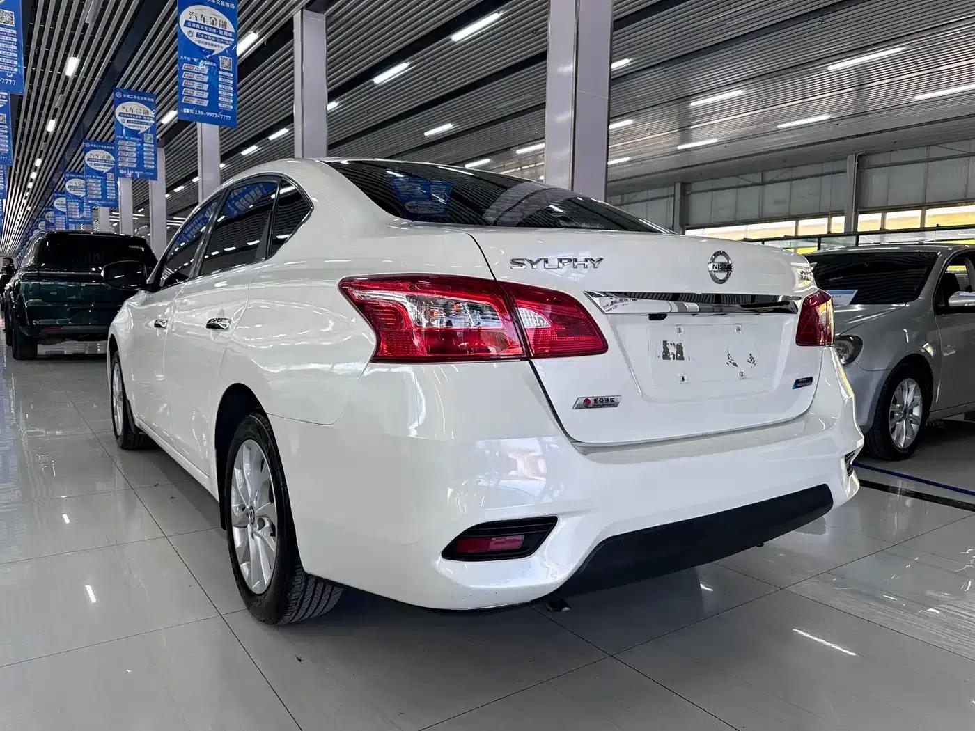 Nissan Sylphy 2019 1.6XV CVT Smart Connect Supreme Edition (China VI Emission Standard) — миниатюра 4