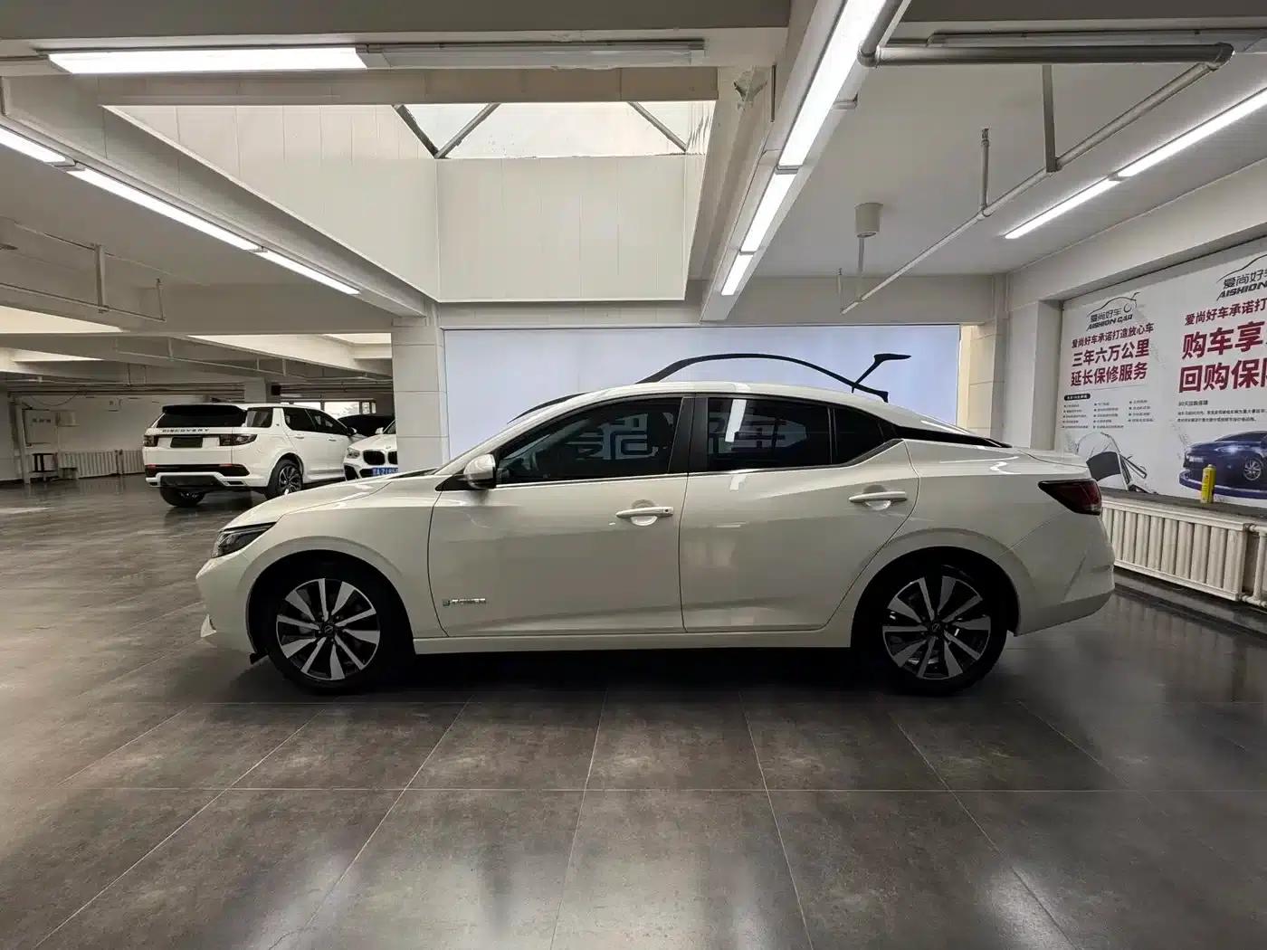 Nissan Sylphy 2022 Electric Drive Version e-POWER Smart Connectivity PLUS — миниатюра 4