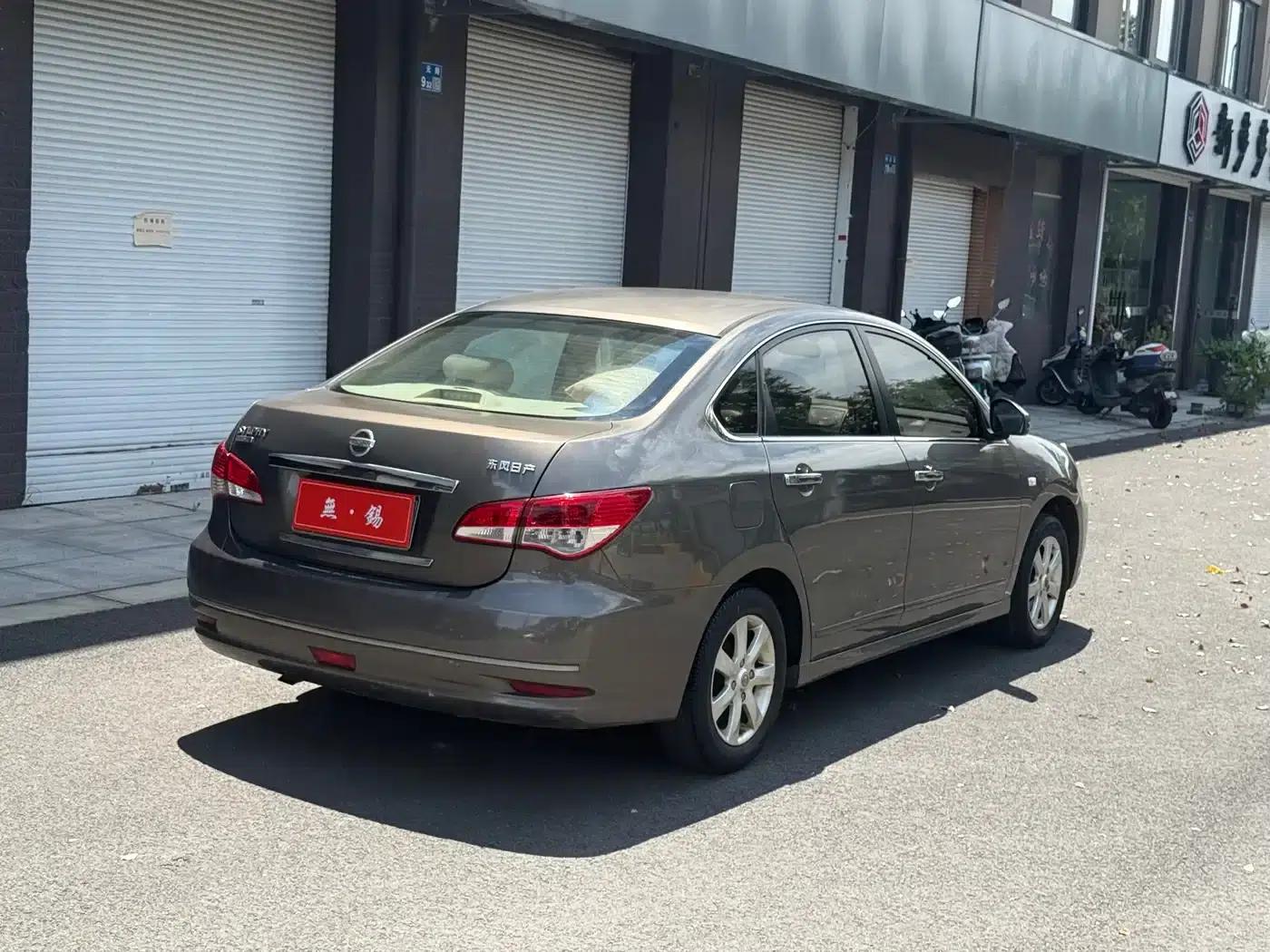 Nissan Sylphy 2012 Classic 1.6XE Automatic Comfort Edition — миниатюра 7