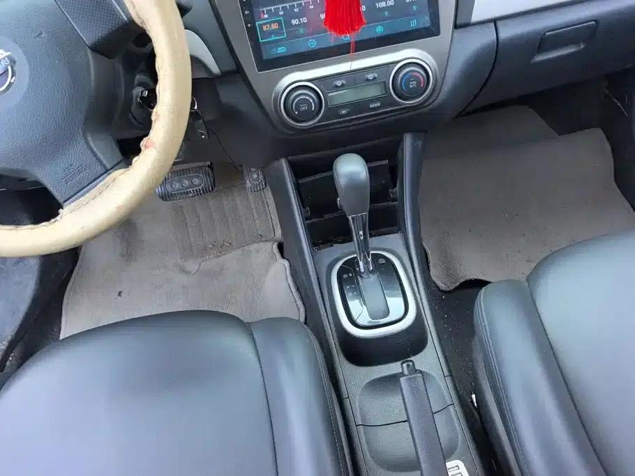 Nissan Sylphy 2018 Classic 1.6XE+ CVT Leading Edition — миниатюра 16