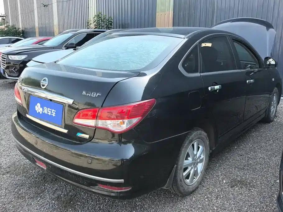 Nissan Sylphy 2018 Classic 1.6XE+ CVT Leading Edition — миниатюра 3