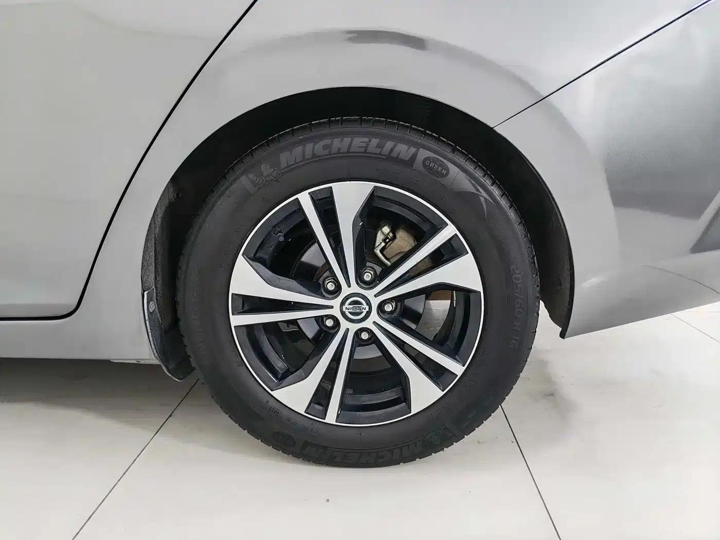 Nissan Sylphy 2021 1.6L XL CVT Enjoy Edition — миниатюра 13