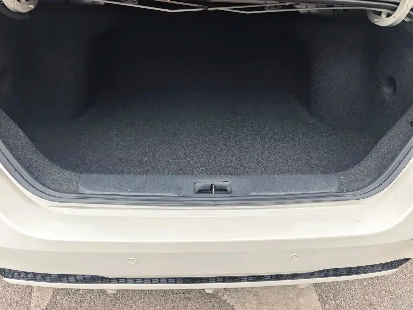 Nissan Sylphy 2020 1.6L XL CVT Enjoy Edition — миниатюра 22