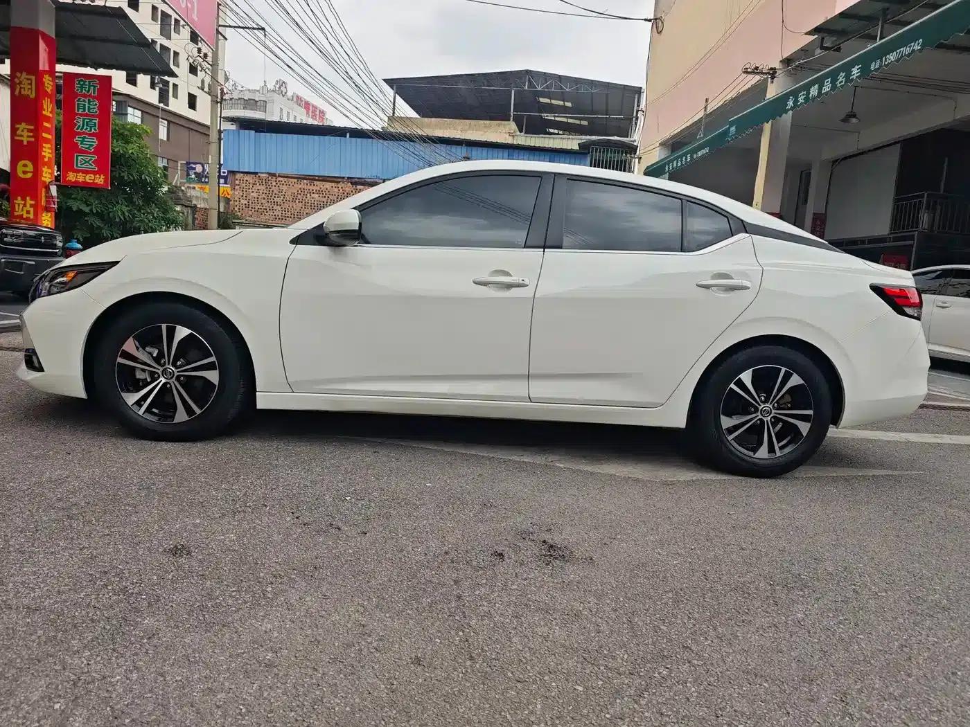 Nissan Sylphy 2020 1.6L XL CVT Enjoy Edition — миниатюра 8