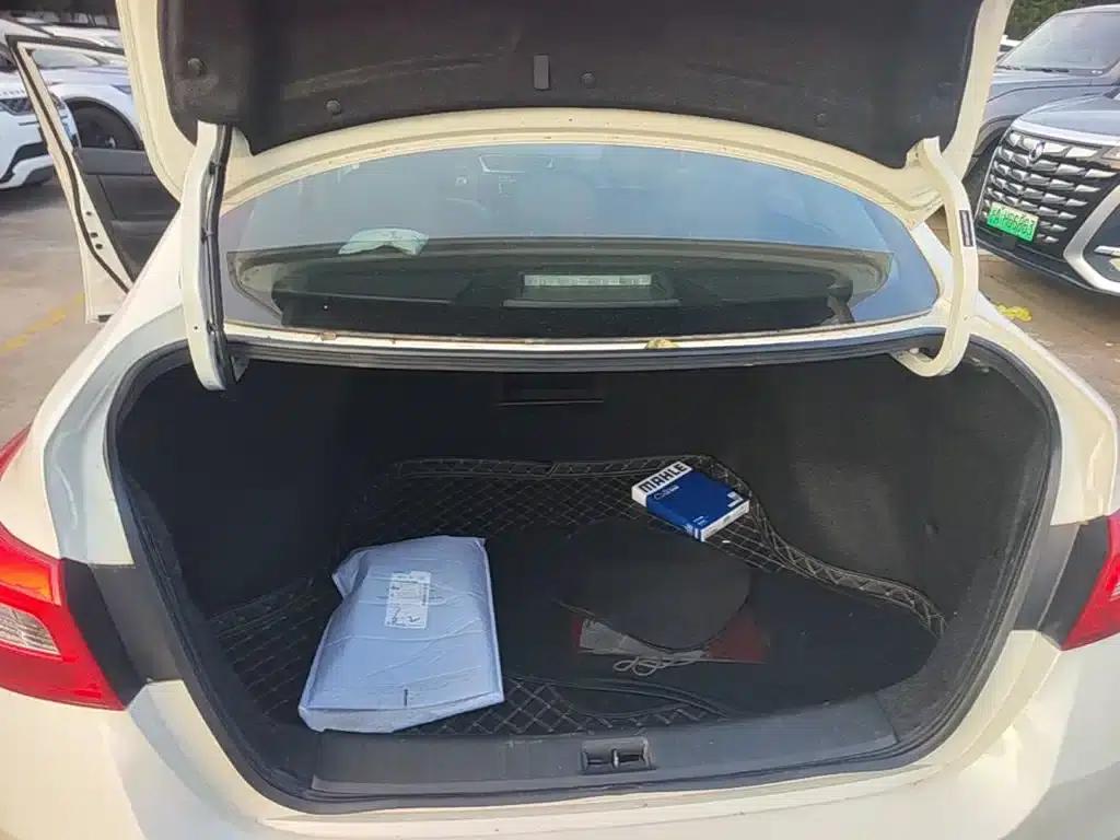 Nissan Sylphy 2021 Classic 1.6XL CVT Luxury Edition — миниатюра 19