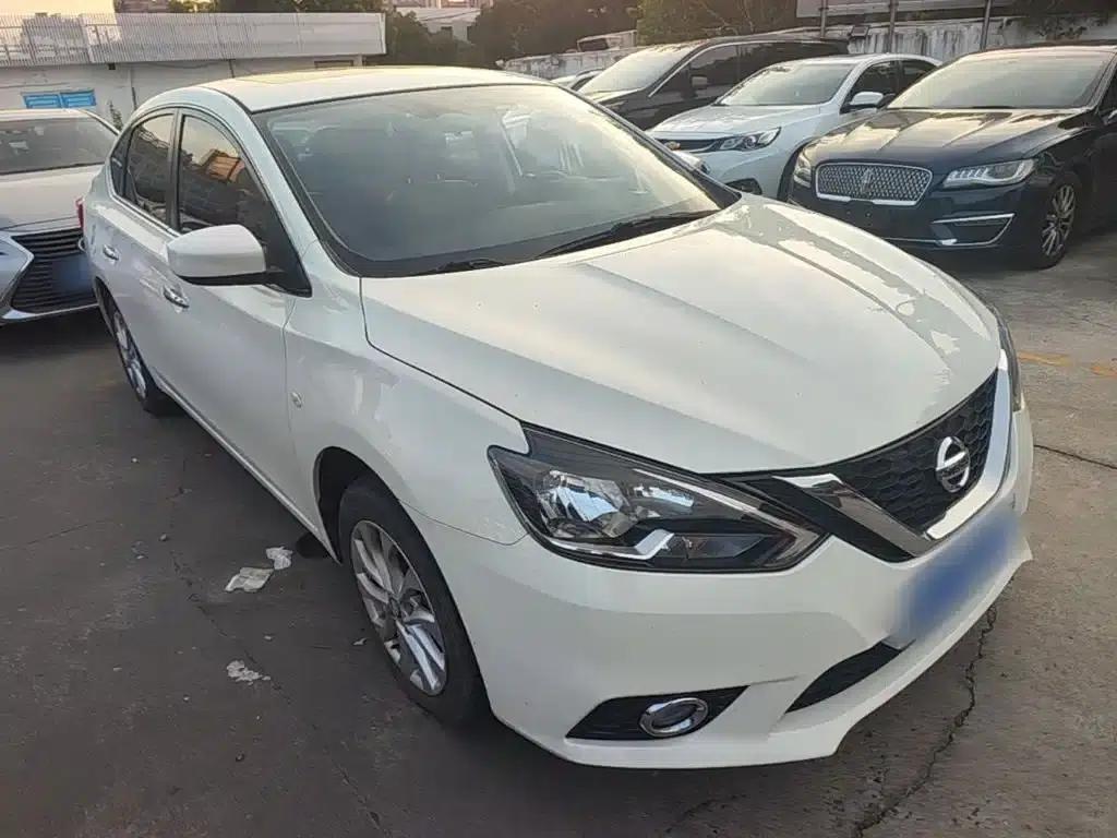 Nissan Sylphy 2021 Classic 1.6XL CVT Luxury Edition — миниатюра 4