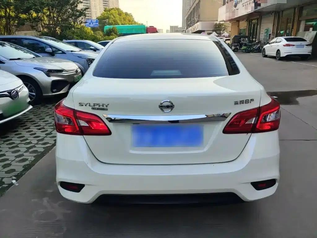 Nissan Sylphy 2024 Classic 1.6XL CVT Luxury Edition — миниатюра 6