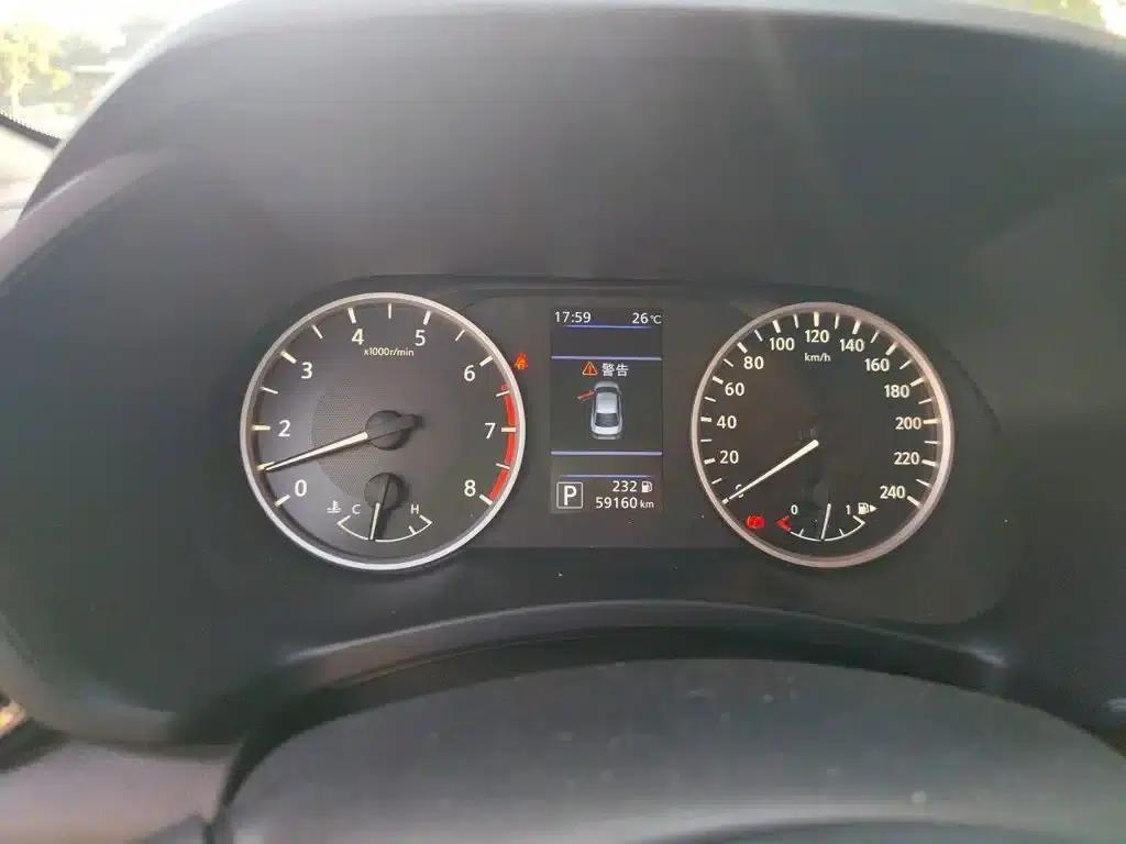 Nissan Sylphy 2022 1.6L XL CVT Enjoy Edition — миниатюра 8
