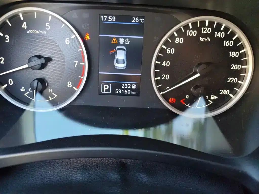 Nissan Sylphy 2022 1.6L XL CVT Enjoy Edition — миниатюра 9