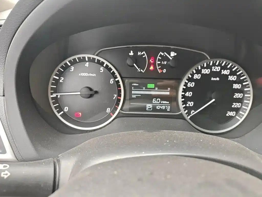 Nissan Sylphy 2016 1.6XL CVT Premium Edition — миниатюра 9
