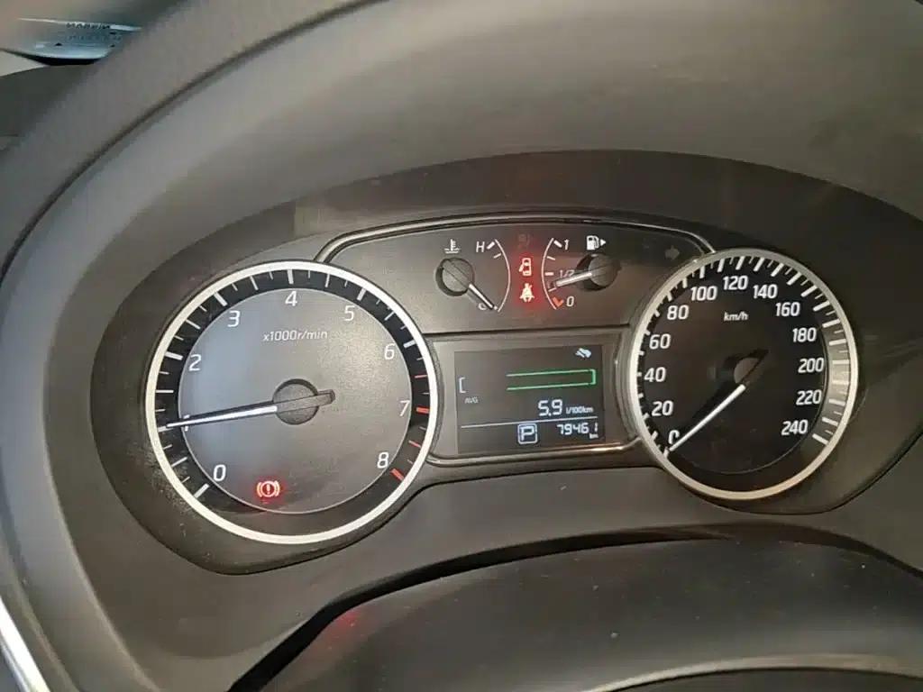 Nissan Sylphy 2021 Classic 1.6XL CVT Luxury Edition — миниатюра 12