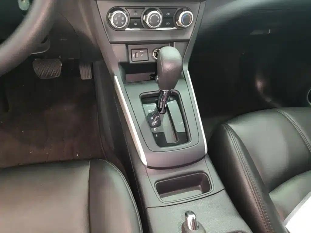 Nissan Sylphy 2021 Classic 1.6XL CVT Luxury Edition — миниатюра 14