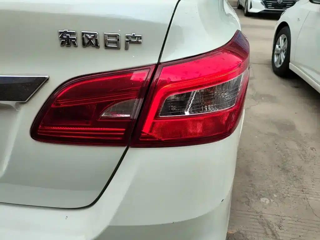 Nissan Sylphy 2019 Classic 1.6XE CVT Comfort Edition — миниатюра 8