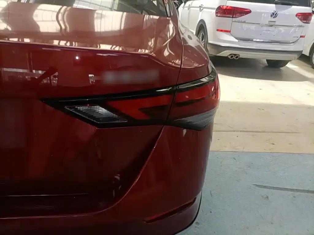Nissan Sylphy 2022 1.6L XL CVT Enjoy Edition — миниатюра 8