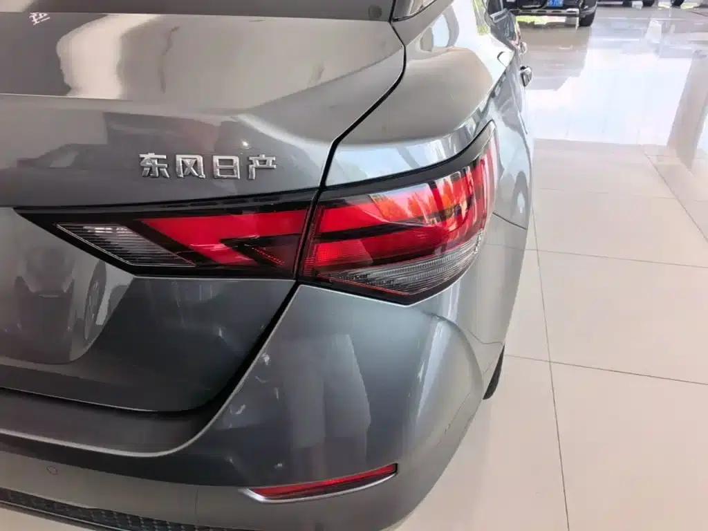 Nissan Sylphy 2021 1.6L XL CVT Enjoy Edition — миниатюра 8