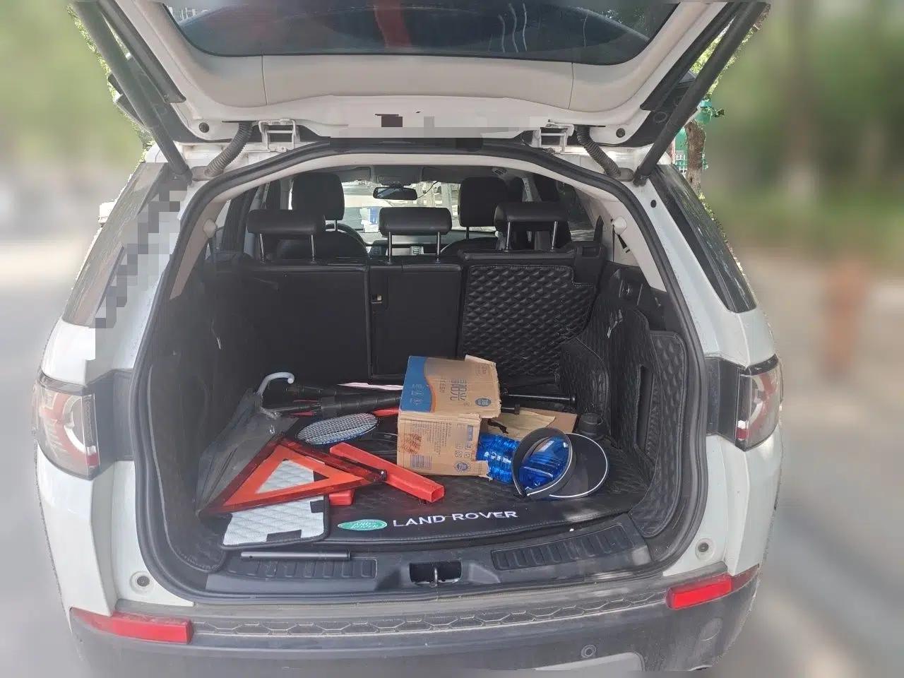 Land Rover Discovery Sport 2016 2.0T HSE — миниатюра 16