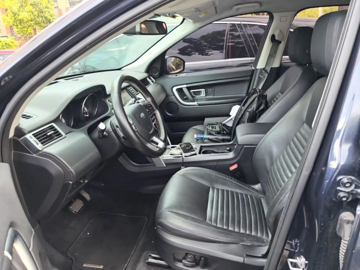 Land Rover Discovery Sport 2015 2.0T HSE LUXURY — миниатюра 17