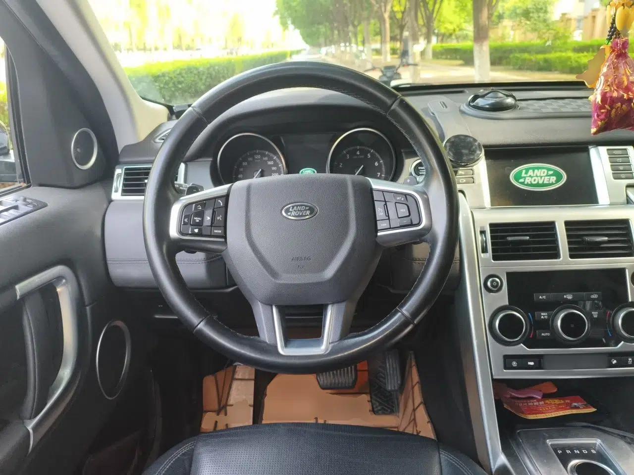 Land Rover Discovery Sport 2019 240 PS SE Version China V Standard — миниатюра 10