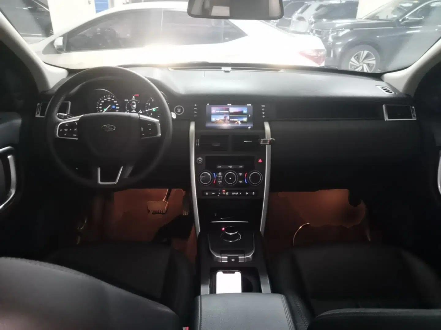 Land Rover Discovery Sport 2019 240 PS SE Version China VI Standard — миниатюра 12
